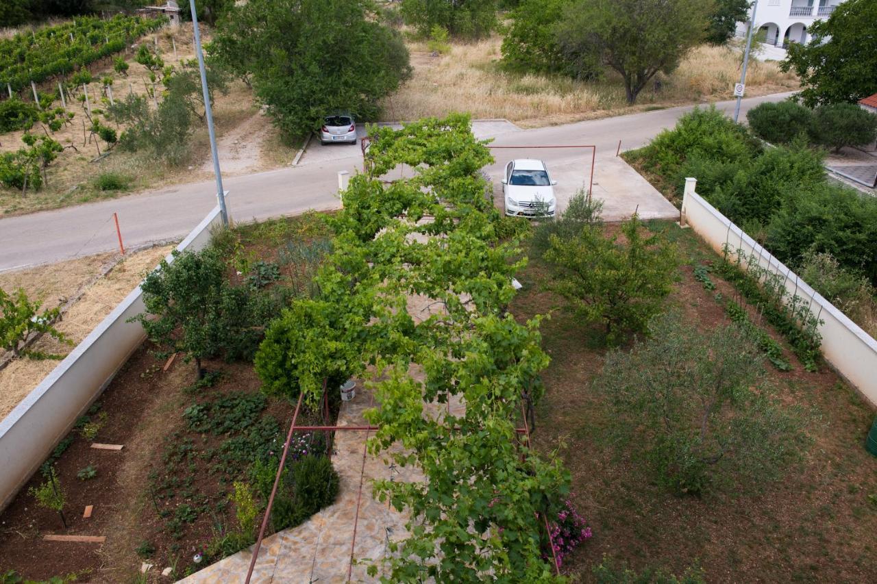 Apartment Dalmatien Raslina ภายนอก รูปภาพ
